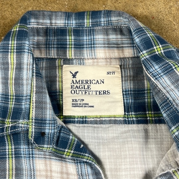 American Eagle Outfitters Blue and White Casual Button Up Shirt
Size: XS - Picture 3 of 4